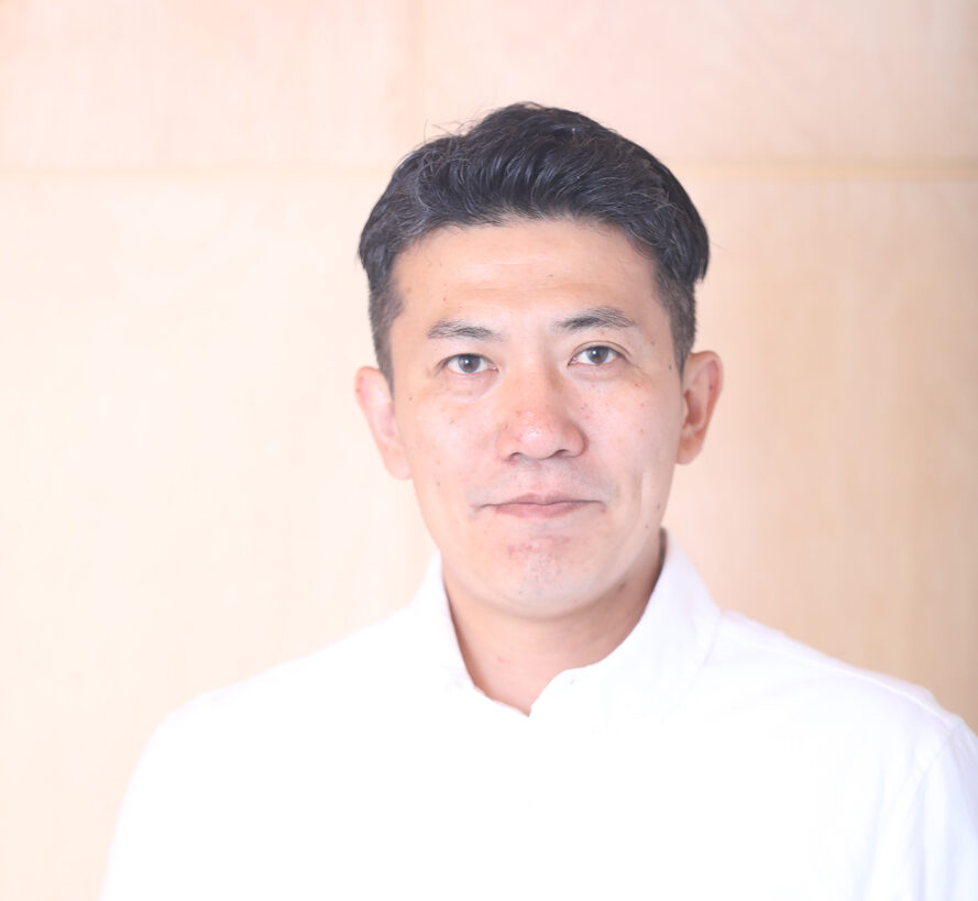 萩野 研介